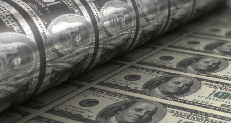 Doların Değer Kaybı ve Faiz Artışı: Enflasyon ve Resesyon Riskleri