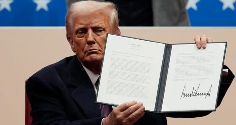 Trump’ın Yapay Zekâ Açıklaması, Disney–OpenAI Sora Anlaşması Ve Rivian’ın Yeni AI Çipi