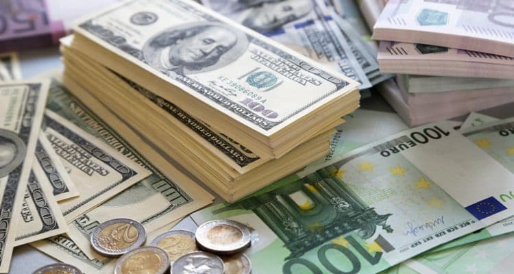 Merkez Bankası Vadeli Döviz Satışı ile Piyasaya Müdahale Etti