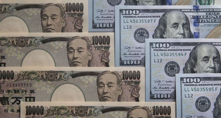 Japon Yeni Dolar Karşısında Güçleniyor: Faiz Artışı Sinyali Etkili