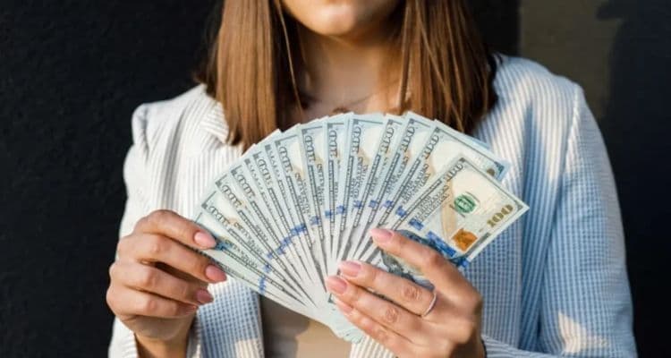 Para Yönetiminde En Çok Yapılan Hatalar ve Uzmanlardan Altın Tavsiyeler