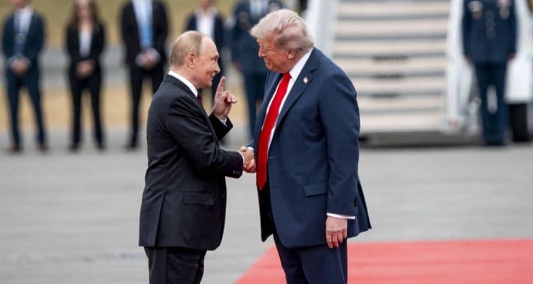19 Ekim 2026: Trump'ın Rusya Açılımı Piyasaları Hareketlendirdi